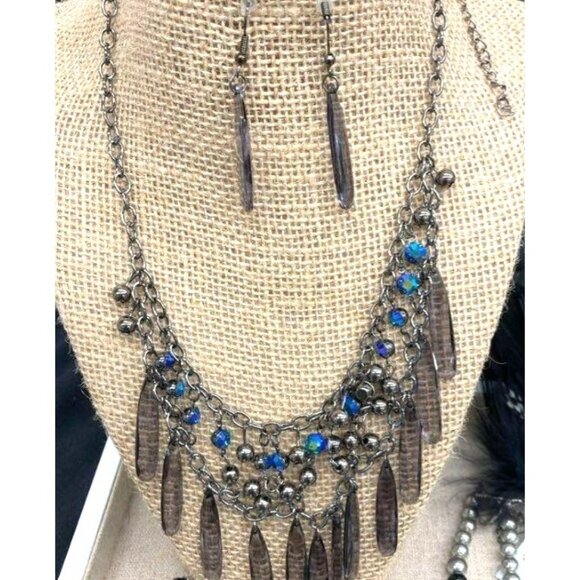 PAPARAZZI ~ OIL‎ SPILL "UPTOWN URBAN" MULTI NECKLACE - Picture 1 of 1